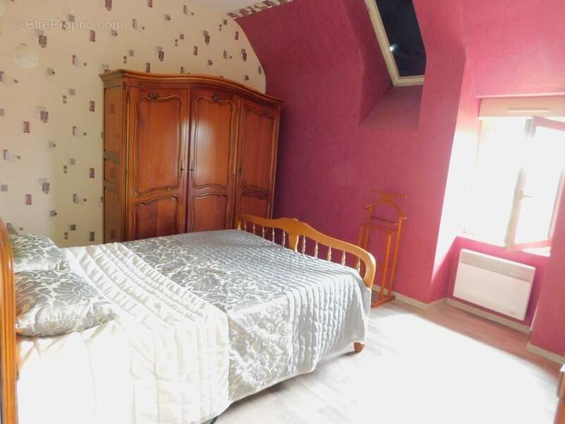 Maison à LA CHAPELLE-JANSON