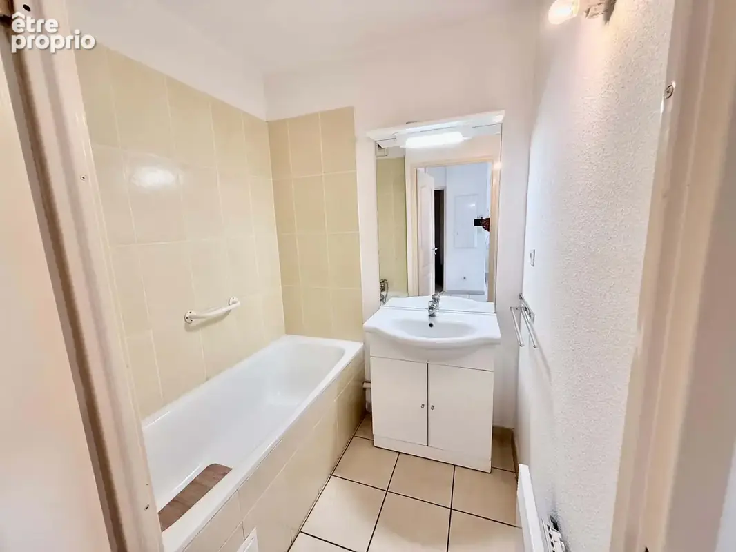 Appartement T2 en rez-de-chaussée avec terrasse, piscine et parking - photo 6
