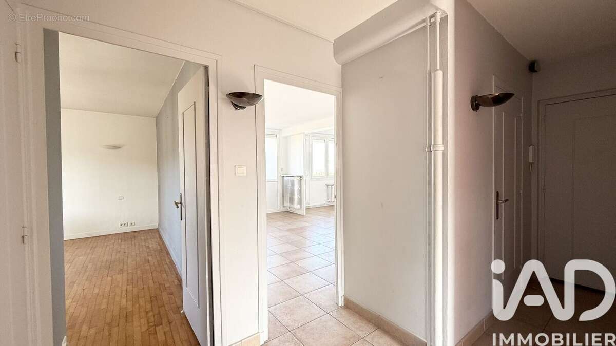 Photo 9 - Appartement à SAINT-ETIENNE