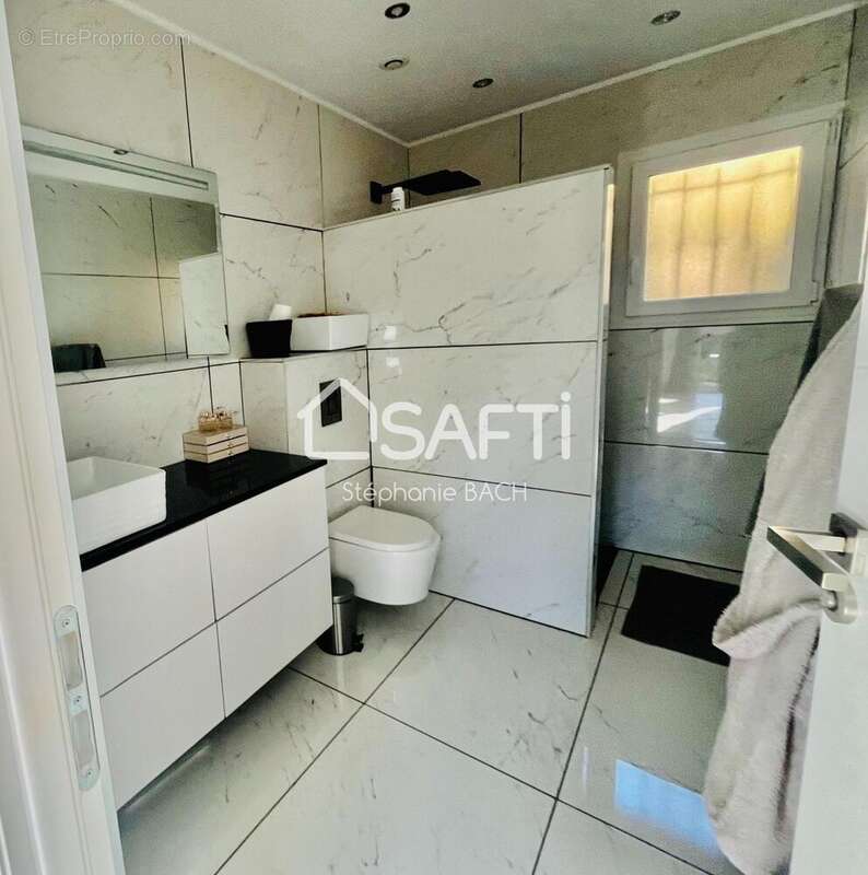 Photo 9 - Maison à CEYRESTE