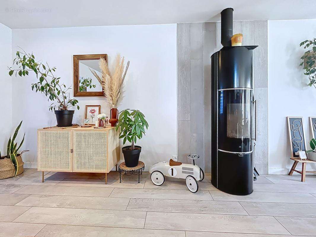 Maison à BOURG-LES-VALENCE