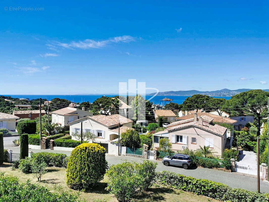 Appartement à SAINT-RAPHAEL