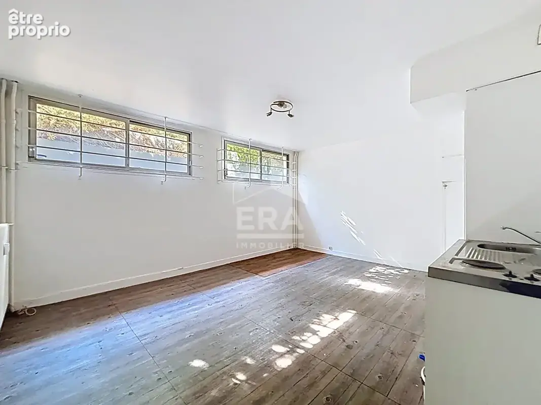 Photo Appartement à Neuilly-Sur-Seine au prix de 136 500€
