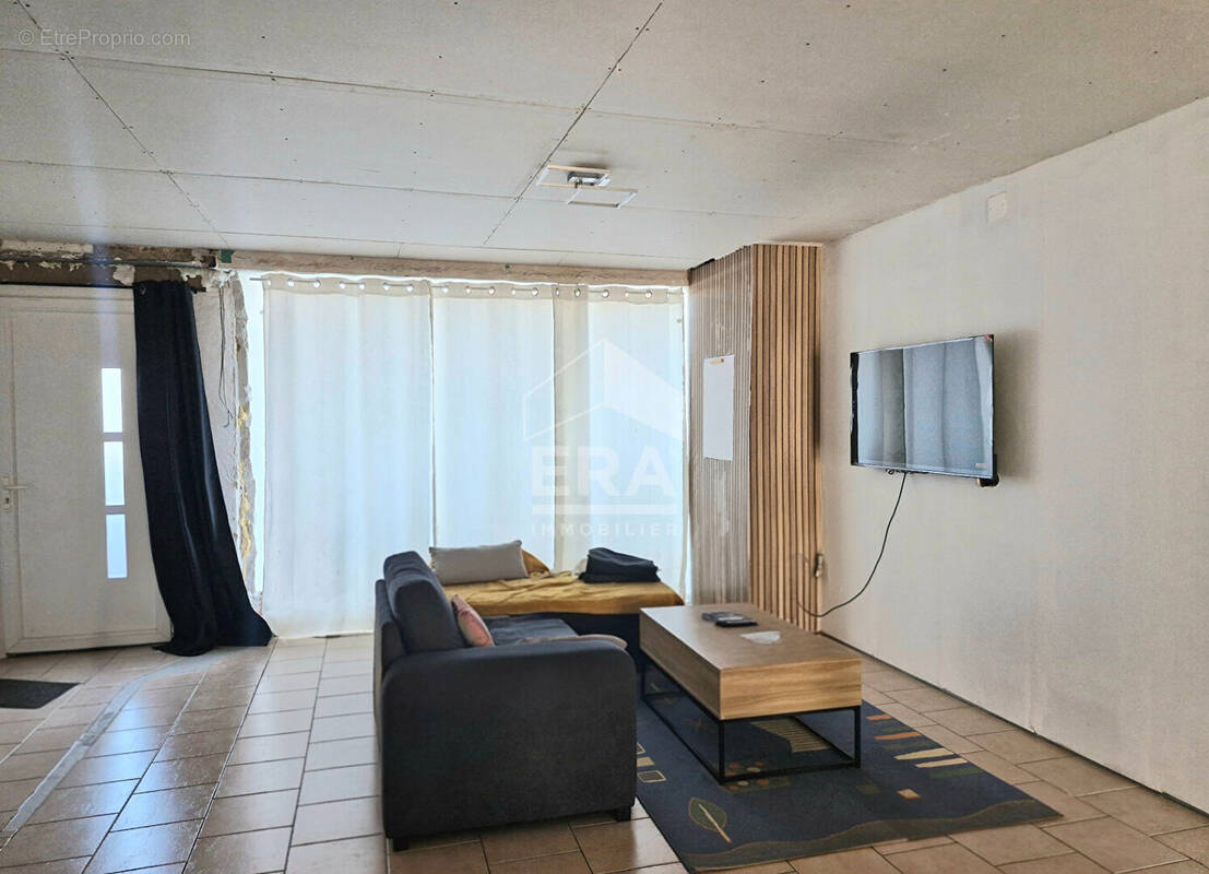 Maison à BRUAY-LA-BUISSIERE