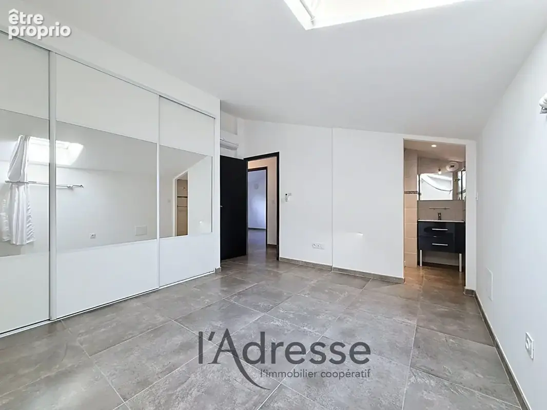 Appartement Duplex 4 pièces - 114 m² - PORTICCIO - Vue mer - Dernier étage - Garage - photo 10