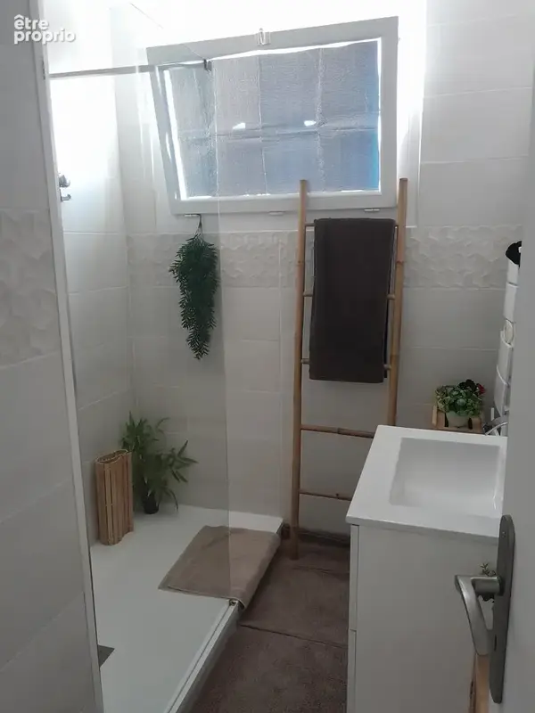 Appartement t3 avec balcon, cellier et parking - photo 4
