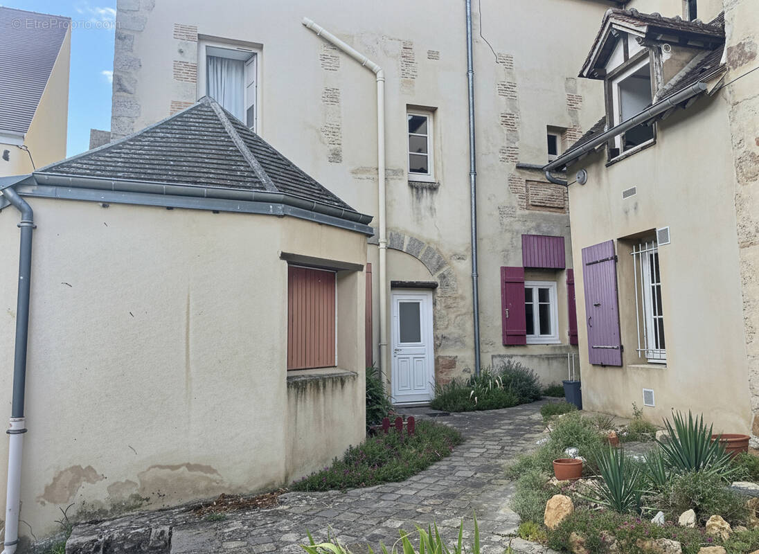 Appartement à EPERNON