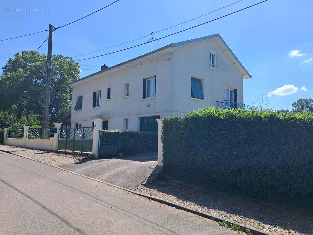 Maison avec piscine,véranda,terrasse,ascenseur - photo 8