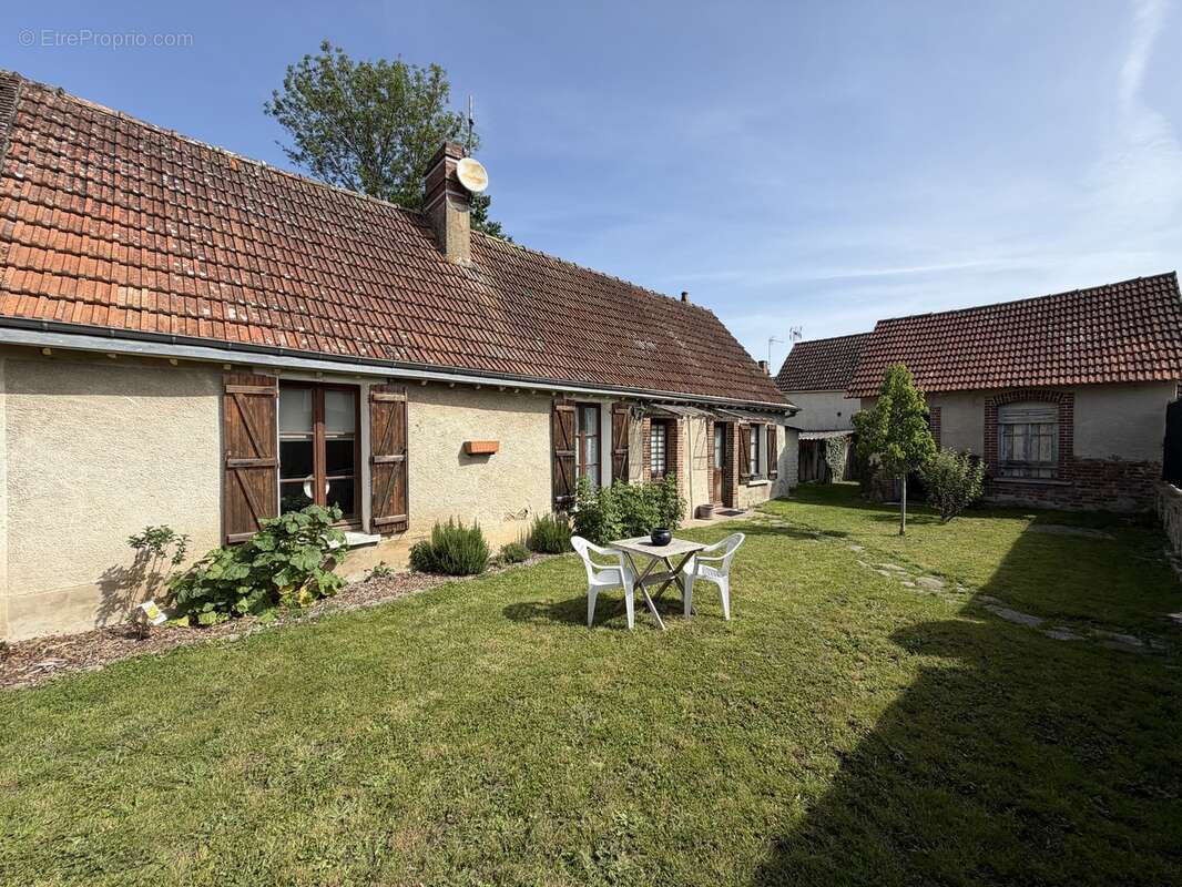 Maison à MAINTENON