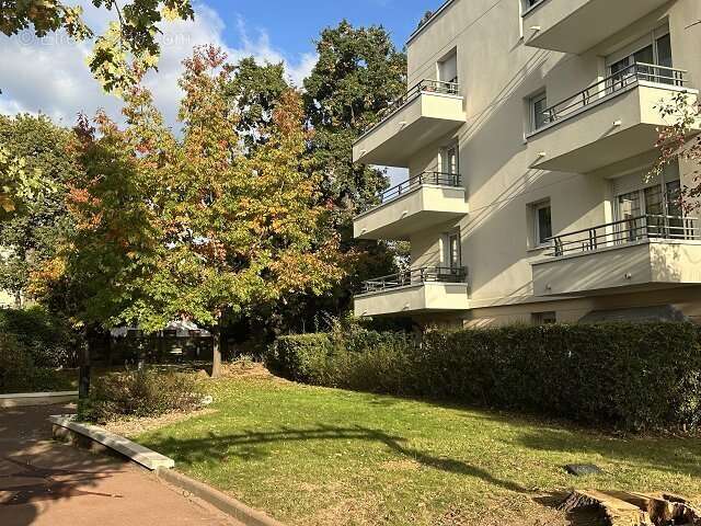 Appartement à MAISONS-ALFORT