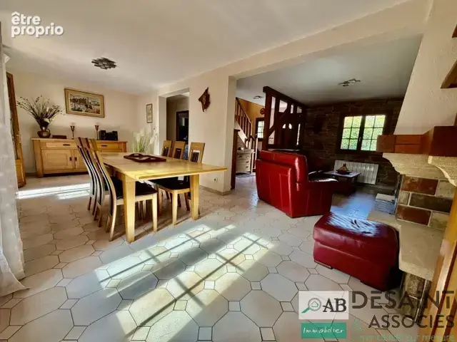 Maison familiale à vendre 6 pièces   139,75 m2   Terrain 620 m2   Condé-Sainte-Libiaire - photo 4