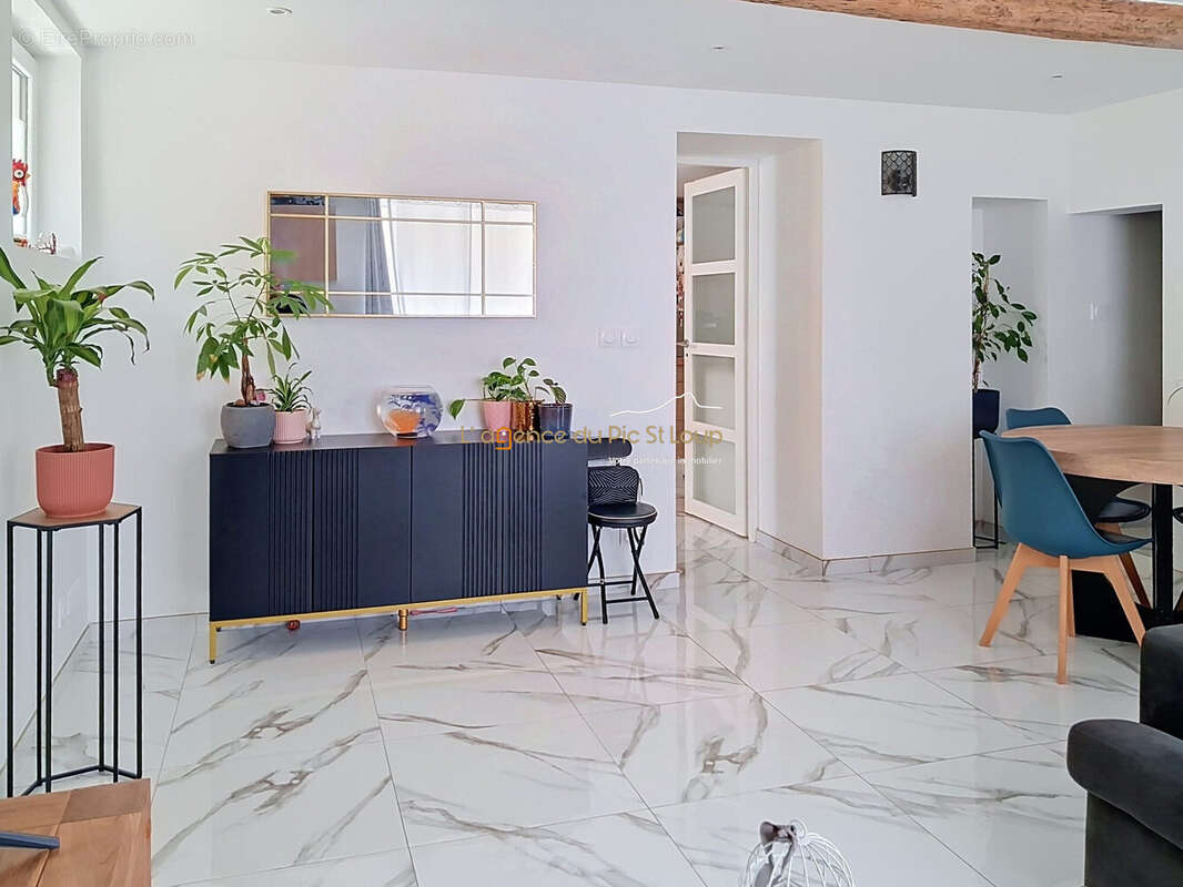 Maison 80 m² à Saint-Gely-Du-Fesc  - photo 2