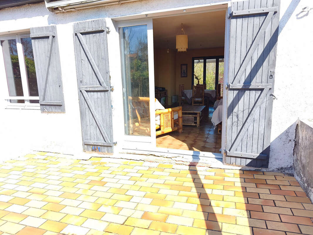 Maison à SAINTES