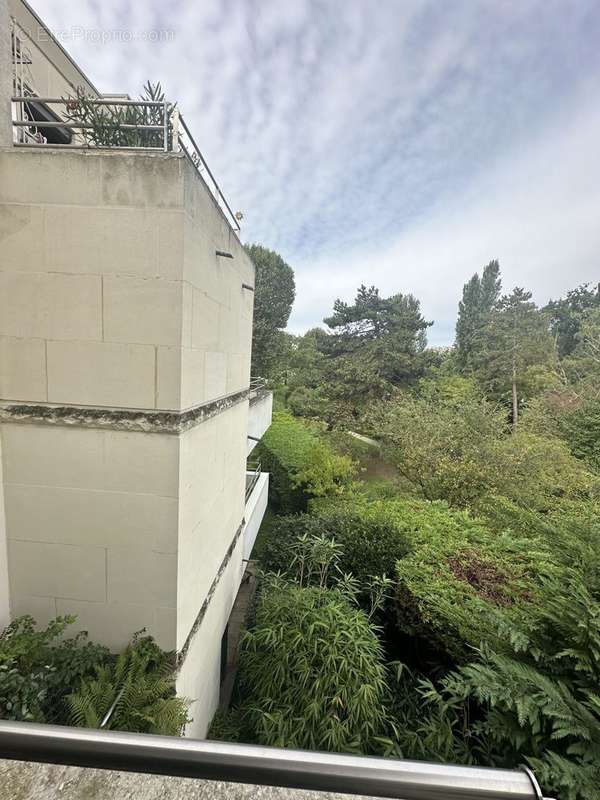 Appartement à ENGHIEN-LES-BAINS