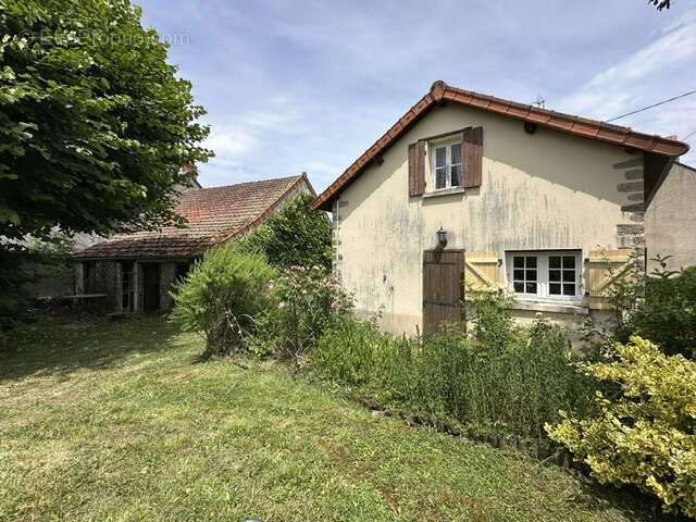 Maison 68 m² à Cervon  - photo 17
