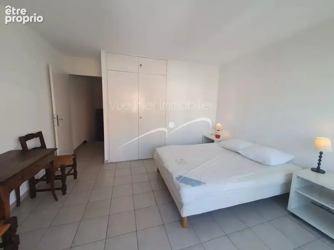 Appartement 50 m² traversant idéalement situé - photo 7