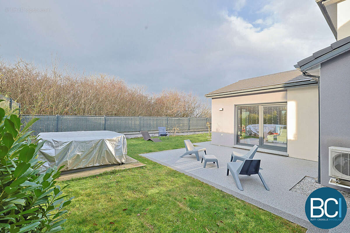 Maison à DAMELEVIERES