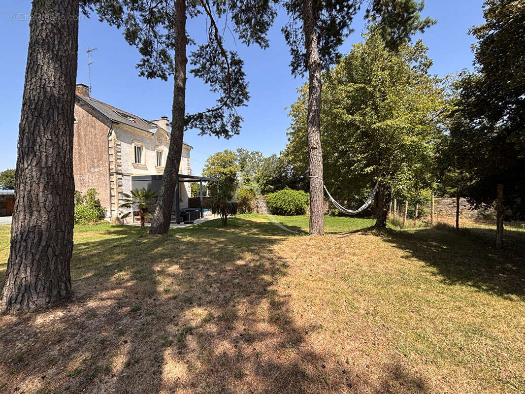 Maison à NOZAY