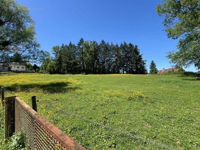 Maison à PERRECY-LES-FORGES