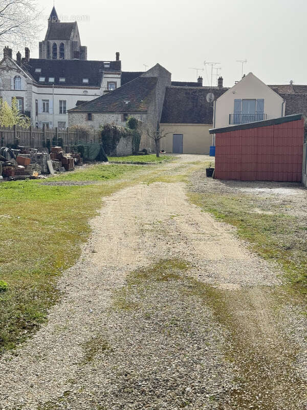 Maison à EGREVILLE