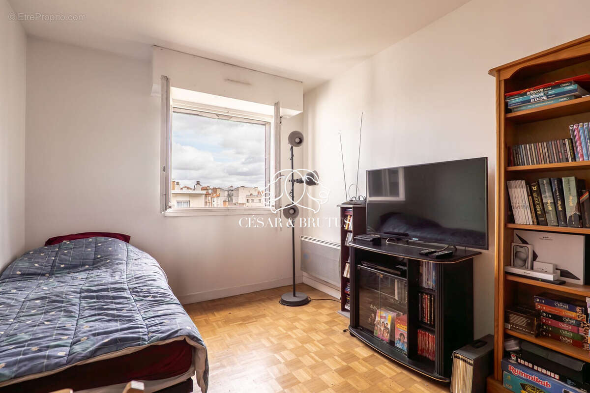 Appartement 68 m² à La Garenne-Colombes  - photo 8