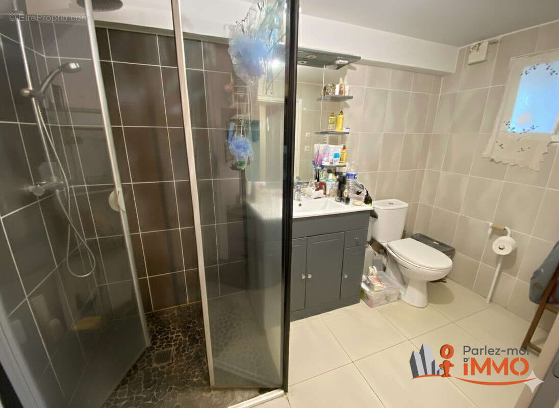 Maison à VAULX-MILIEU