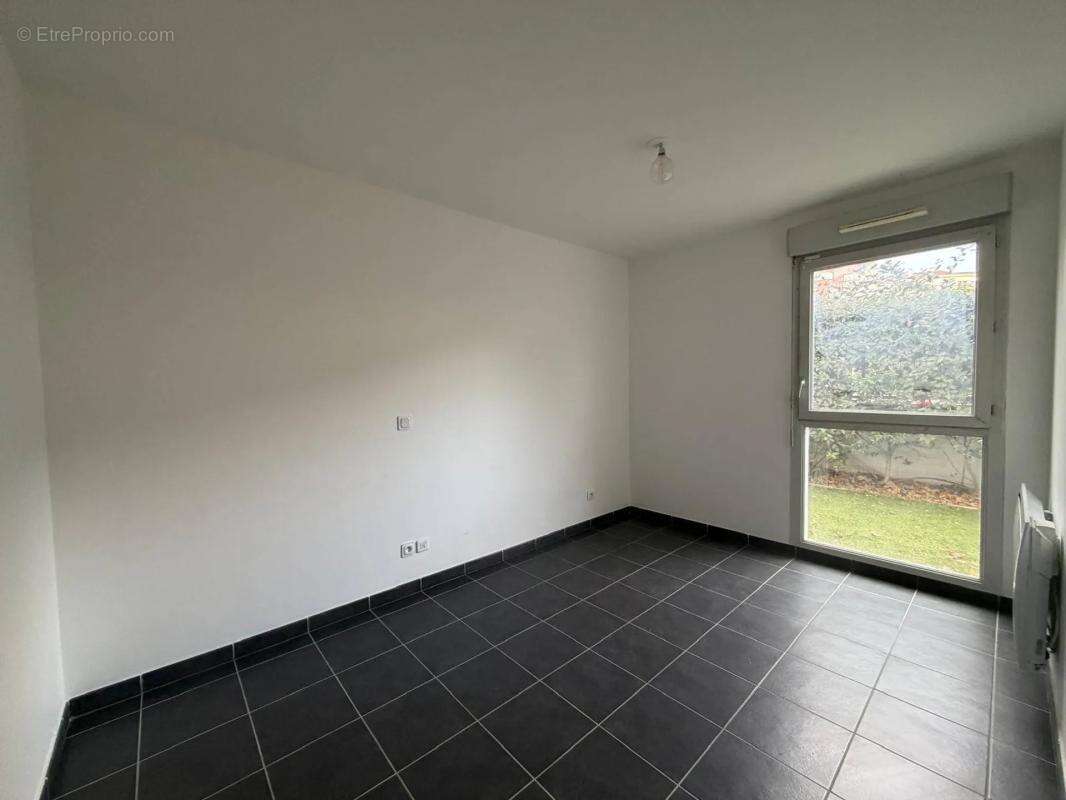 Appartement à LYON-8E