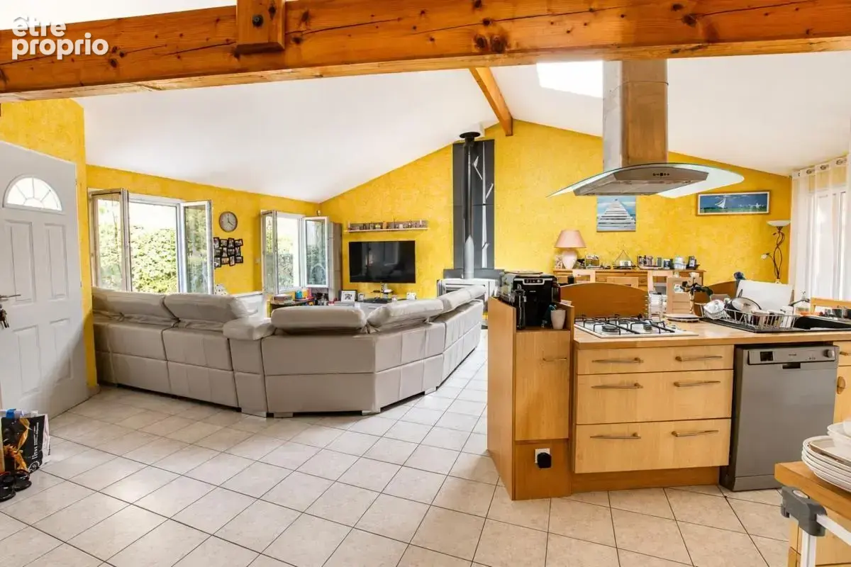 Villariès – villa familiale 179 m² avec piscine – 6 chambres – terrain 1 500 m² – un véritable havre de paix - photo 15