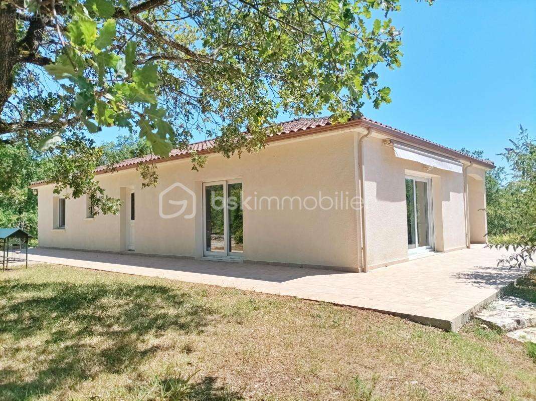  Maison à vendre à Salviac – Vue dominante, piscine, dépendances et terrain de 9 529 m² - photo 21