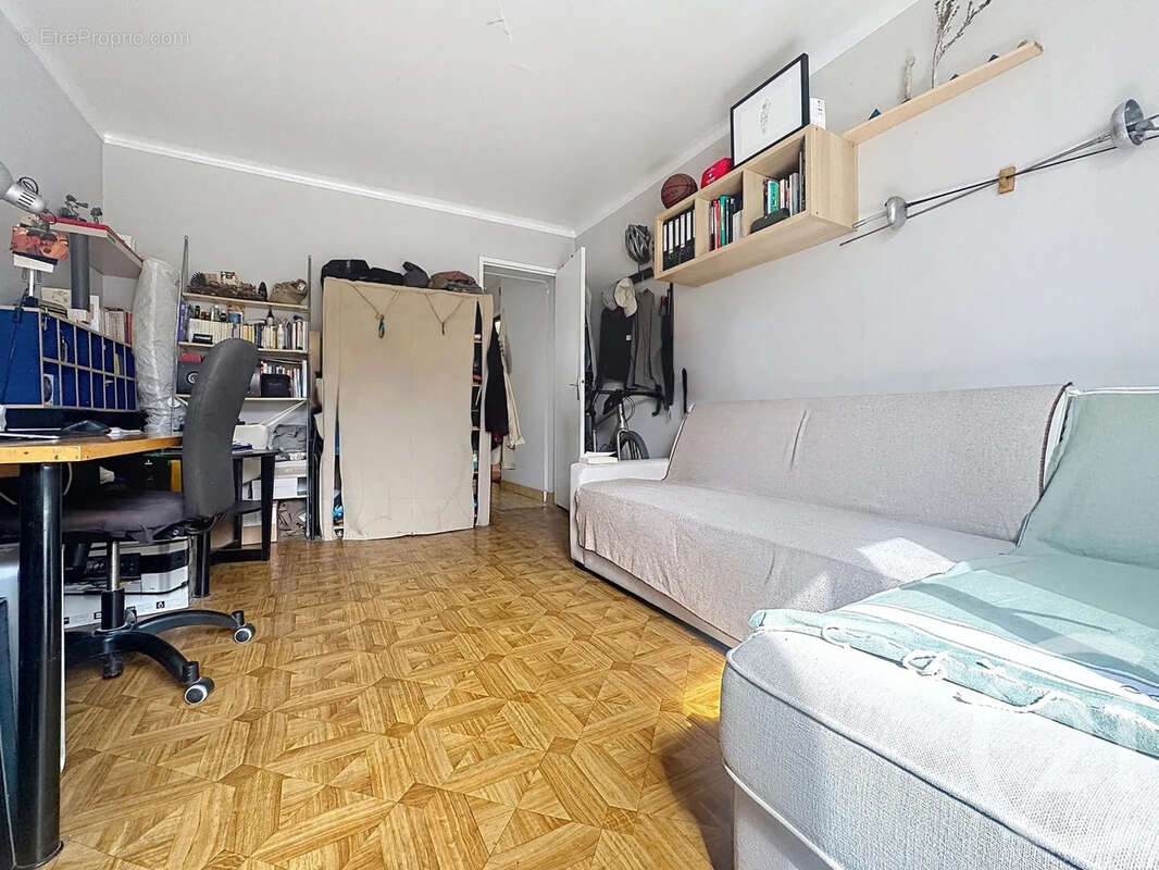 Appartement à PARIS-11E