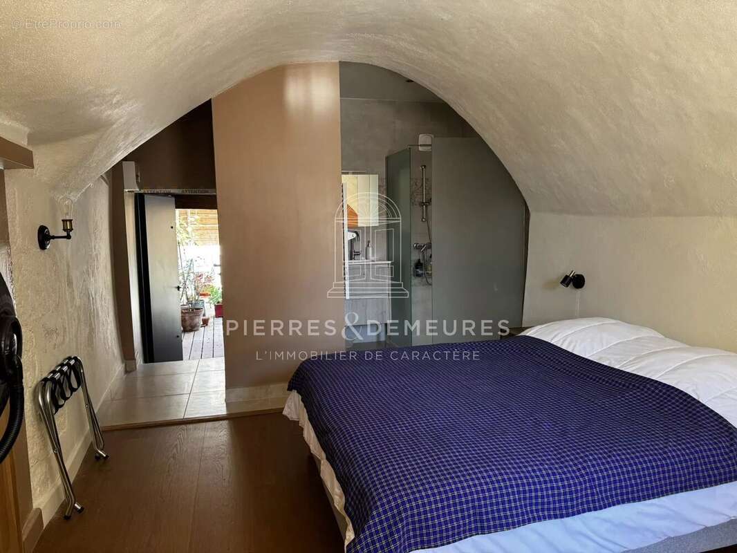 Maison de charme du XVIIe siècle avec 4 suites et bain nordique à La Charité-sur-Loire - photo 14