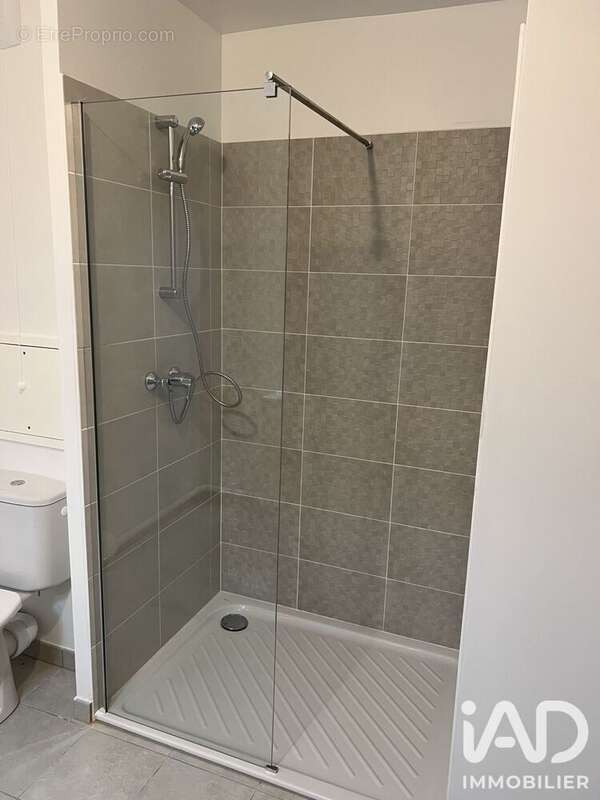 Appartement 46 m² à Savigny-Le-Temple  - photo 8