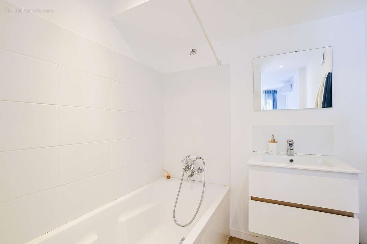 Maison à CARQUEIRANNE