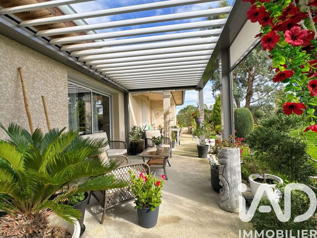 Photo 8 - Maison à MONTAGNIEU