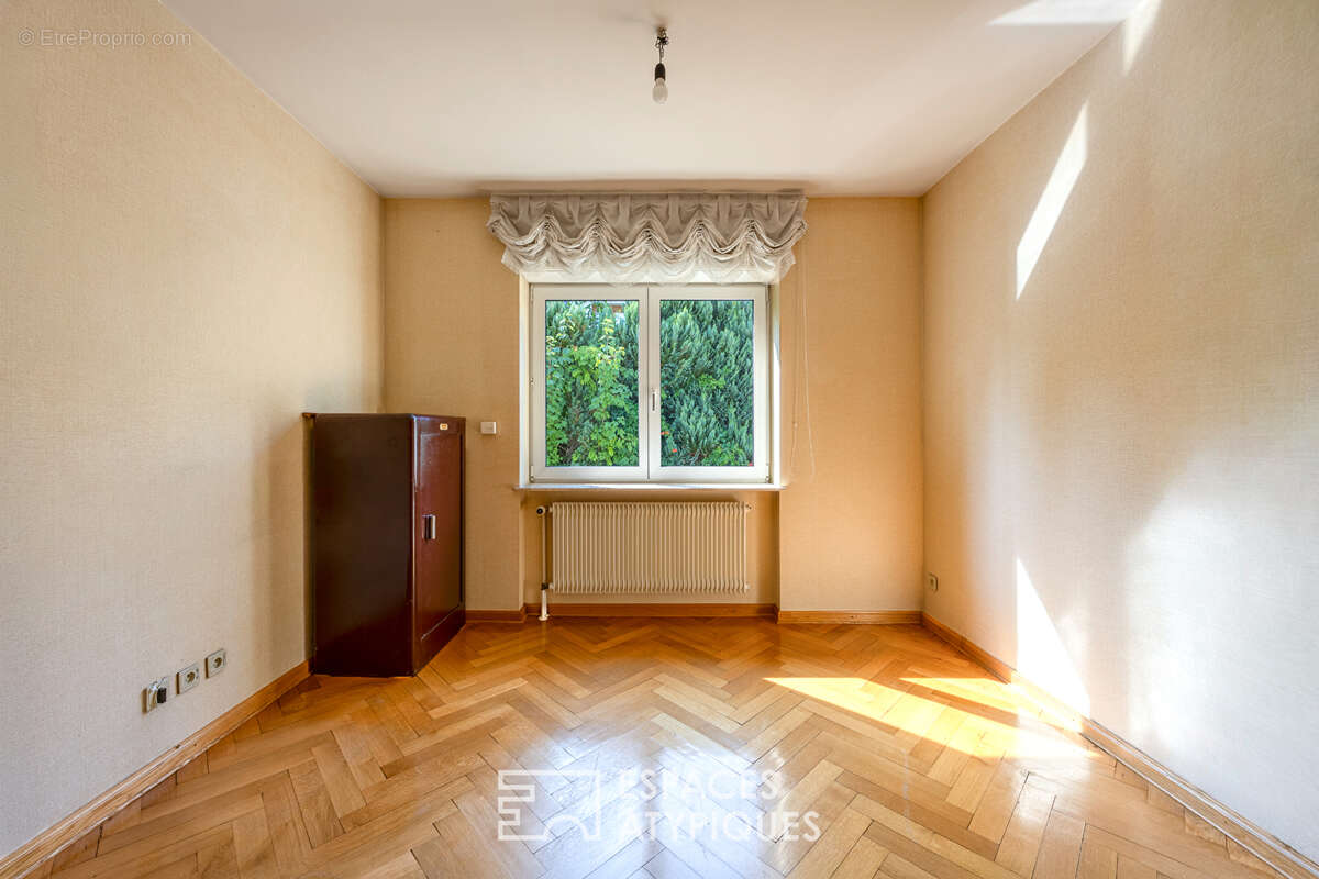 Maison d'exception au coeur du Rebberg à réinterpréter. - photo 10