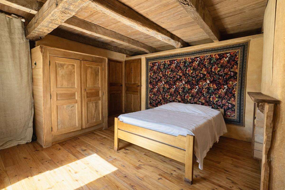 Maison à CONQUES