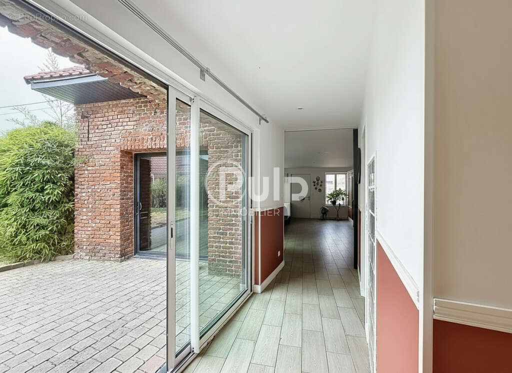 Ferme individuelle semi plain pied -4 chambres - Garage - Jardin - photo 8