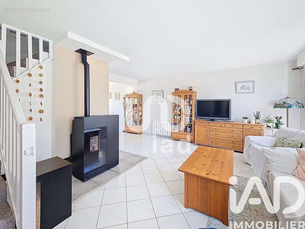 Photo 4 - Maison à GRETZ-ARMAINVILLIERS