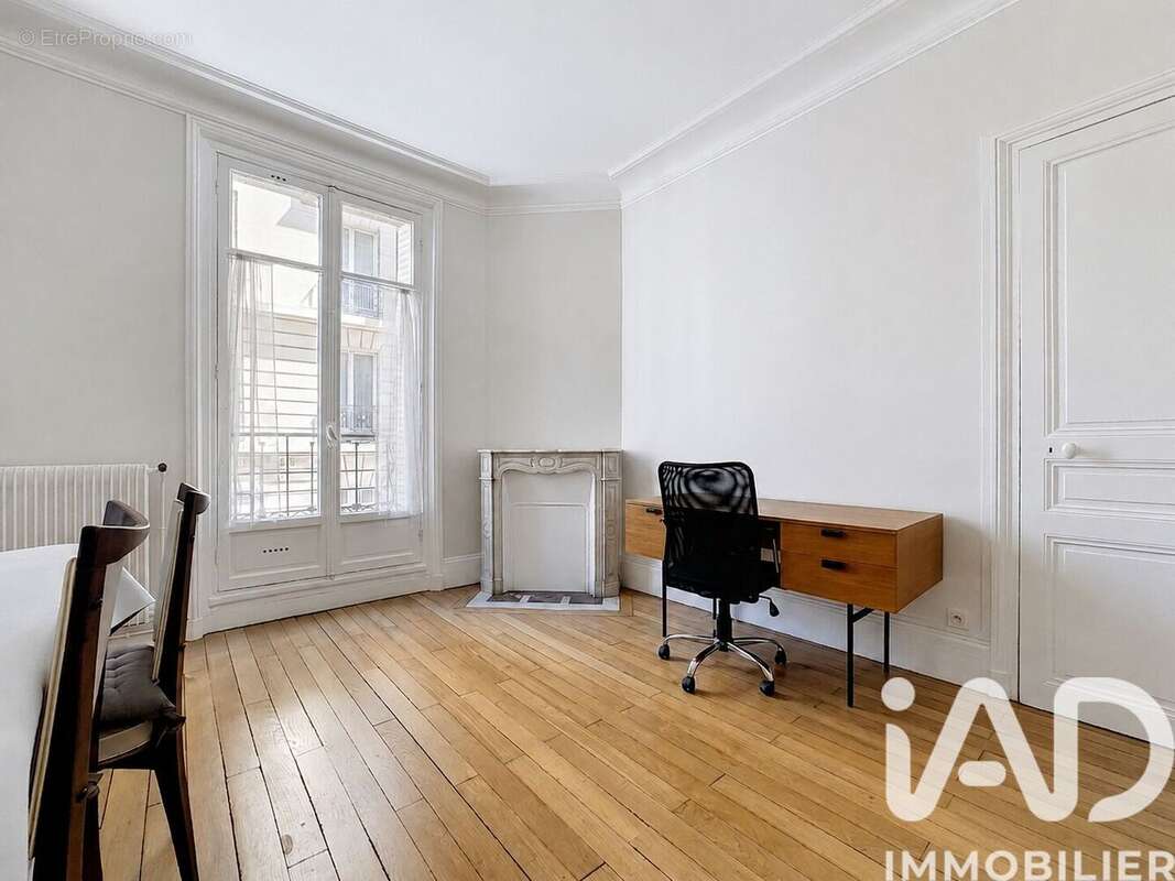 Photo 6 - Appartement à PARIS-15E