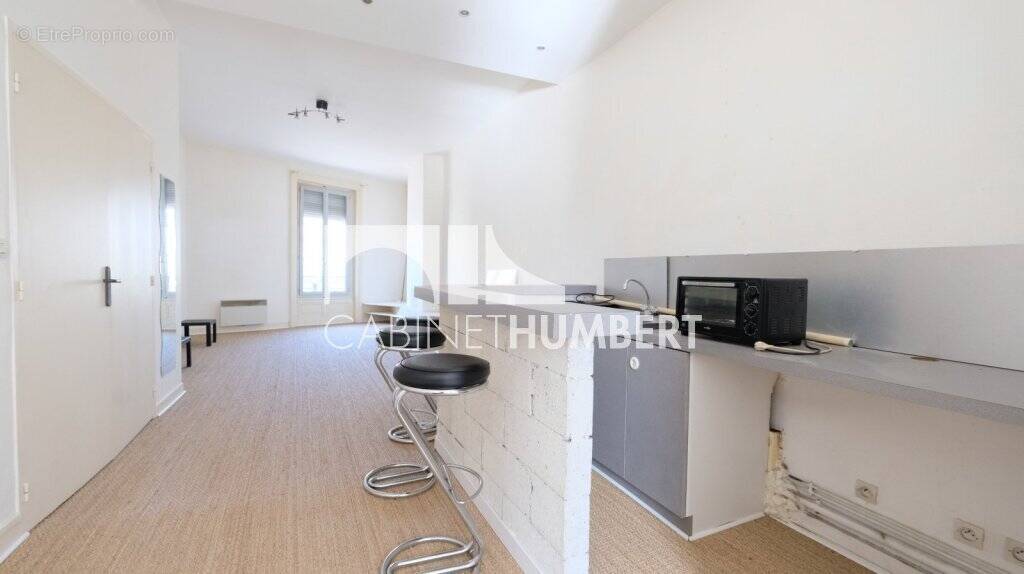 Appartement à SAINT-ETIENNE