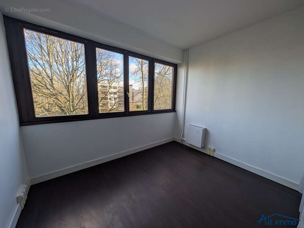 Appartement à CHENNEVIERES-SUR-MARNE