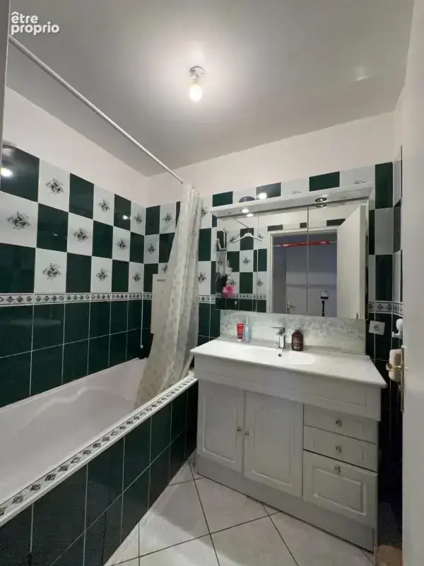 Appartement 4 pièces 80 m² – 3 chambres – balcon – parking – cave – créteil - photo 14