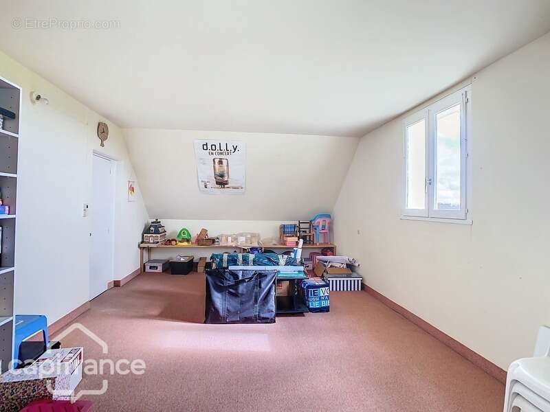 Maison à SAINT-VARENT