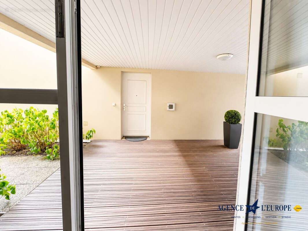 Appartement 91 m² à Vichy  - photo 6