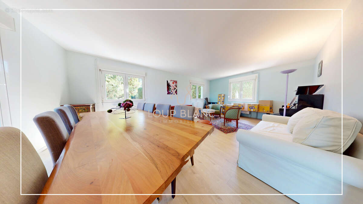 Maison à EVETTE-SALBERT