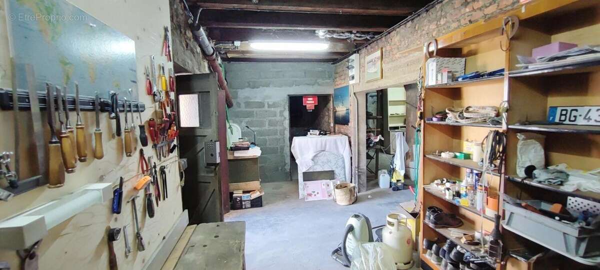 Maison à DECAZEVILLE