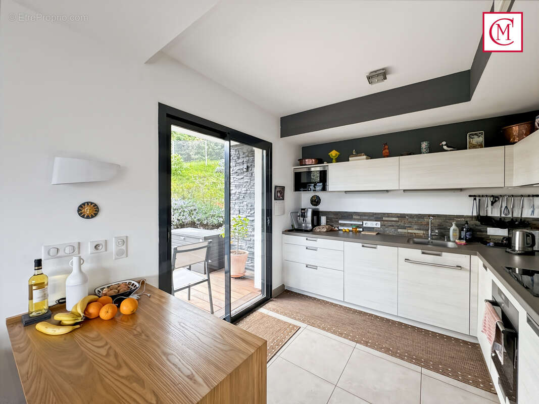 Appartement à LA TRONCHE