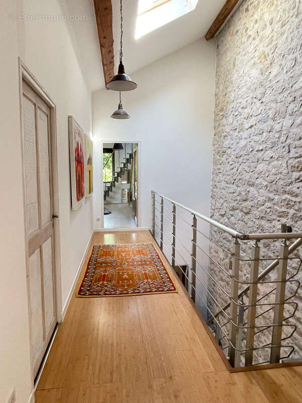 Maison à PREVESSIN-MOENS