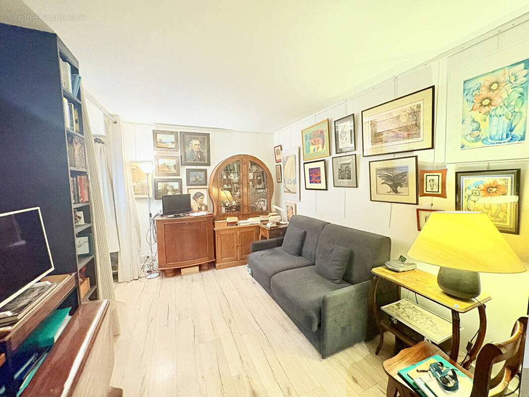 Appartement à PARIS-12E