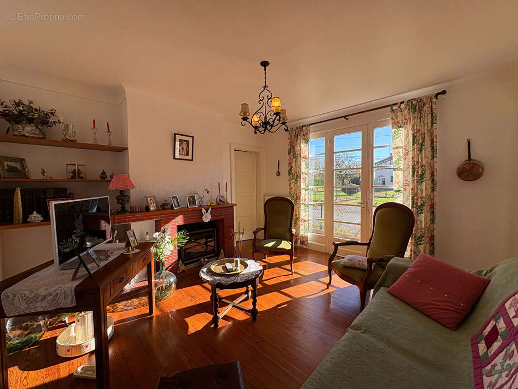 Maison à SAINT-YAGUEN